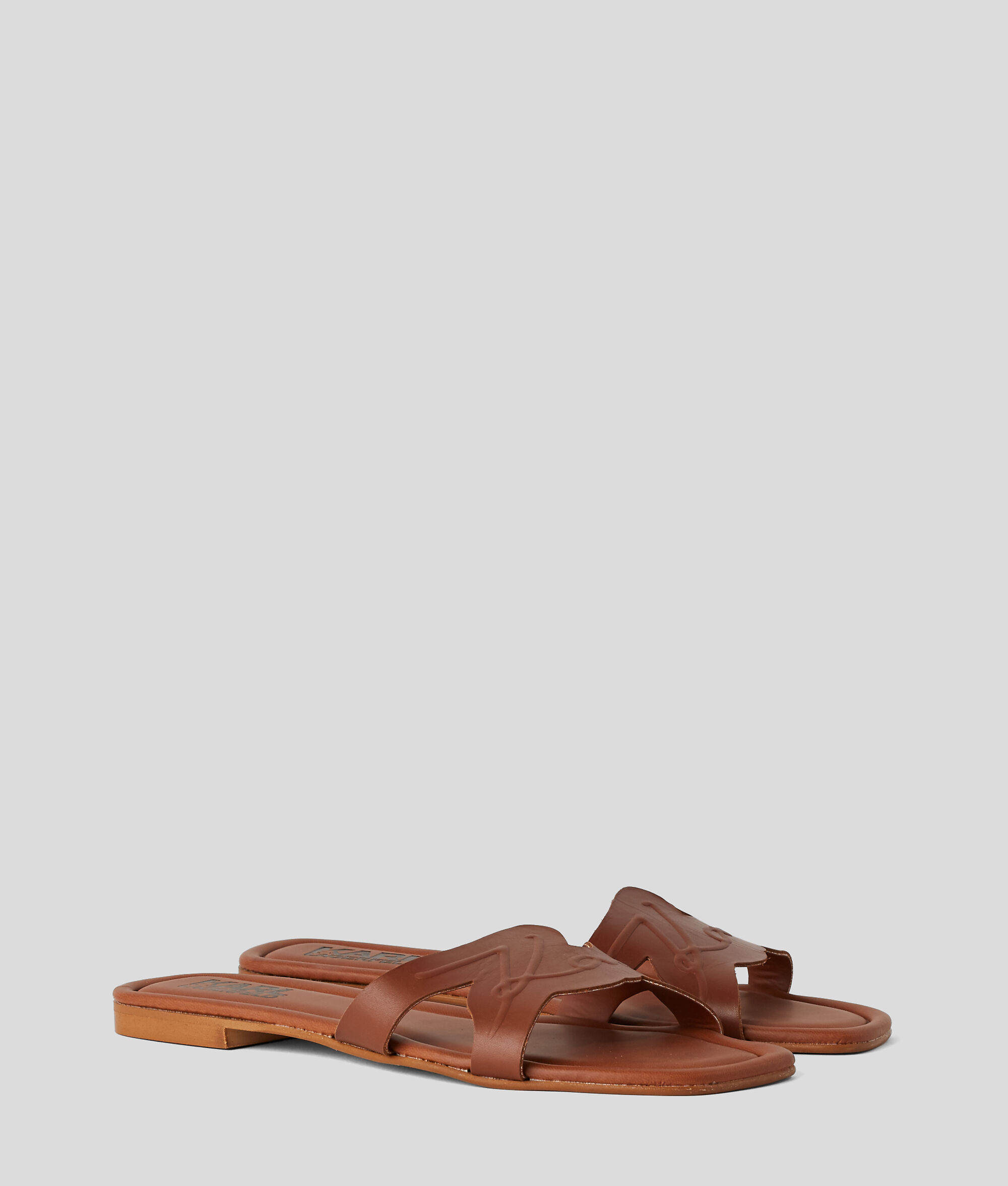 (image for) Amazing BRIO SIGNATURE CUT-OUT SANDALS